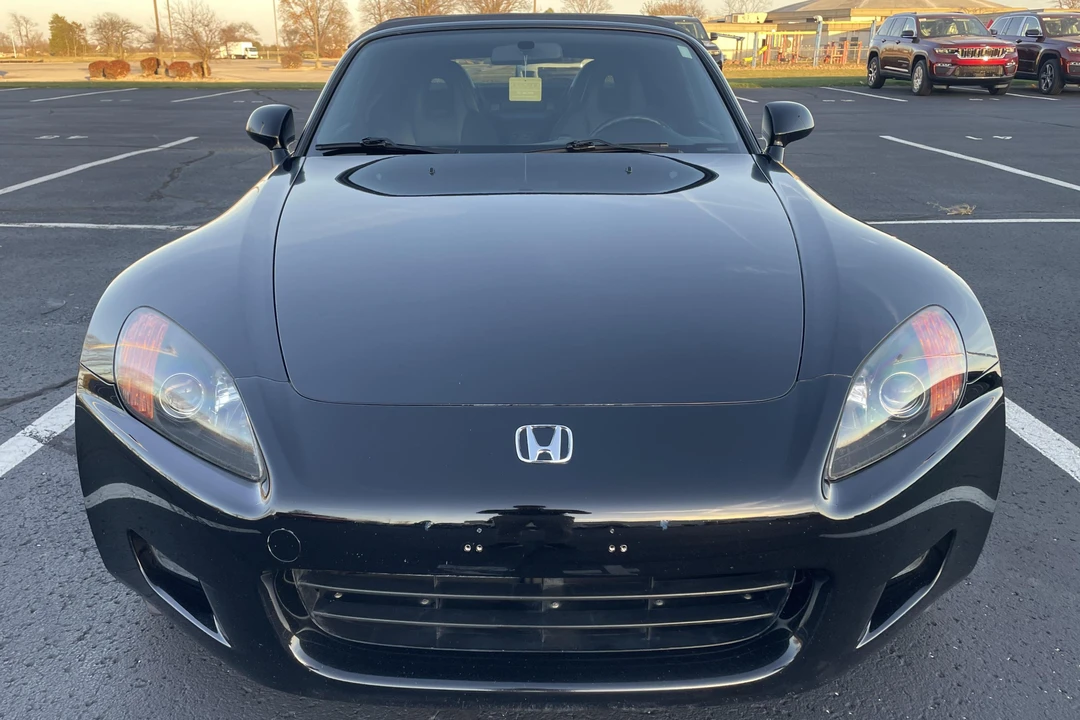 2002 Honda AP1 S2000 - Image 2 of 31