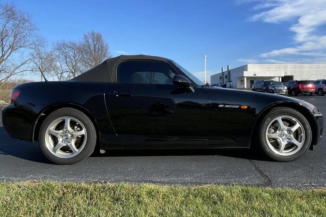2002 Honda AP1 S2000 - Image 3 of 31