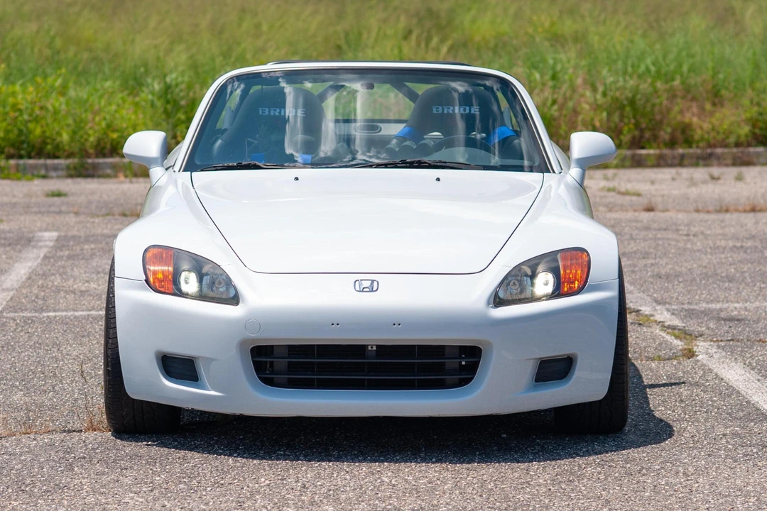2002 Honda AP1 S2000 - Image 2 of 31