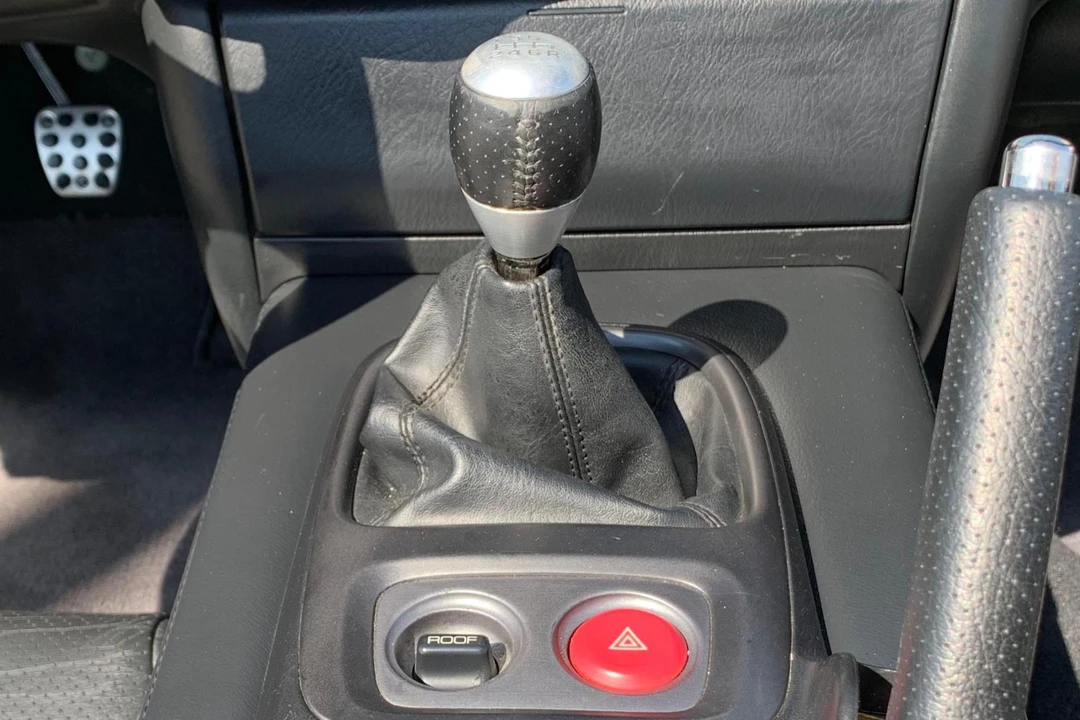 2002 Honda AP1 S2000 - Image 25 of 31