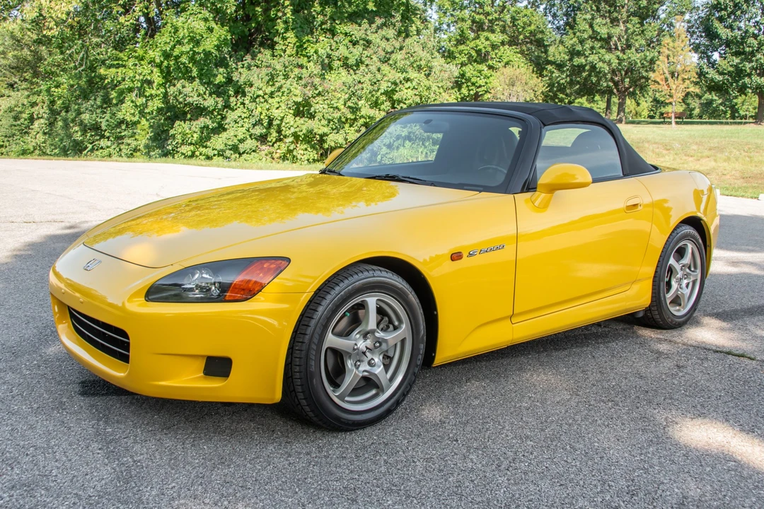 2002 Honda AP1 S2000 - Image 2 of 31