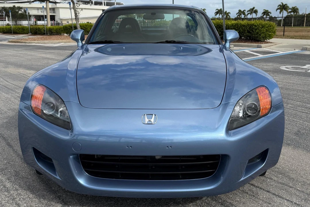 2002 Honda AP1 S2000 - Image 2 of 31