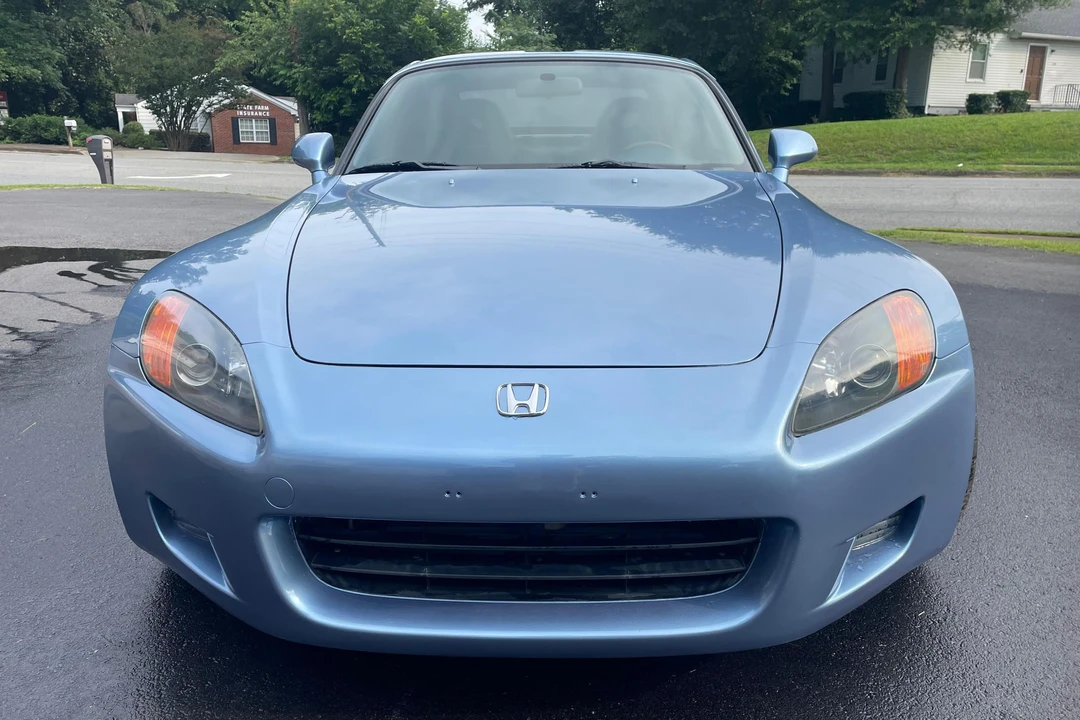 2002 Honda AP1 S2000 - Image 2 of 31