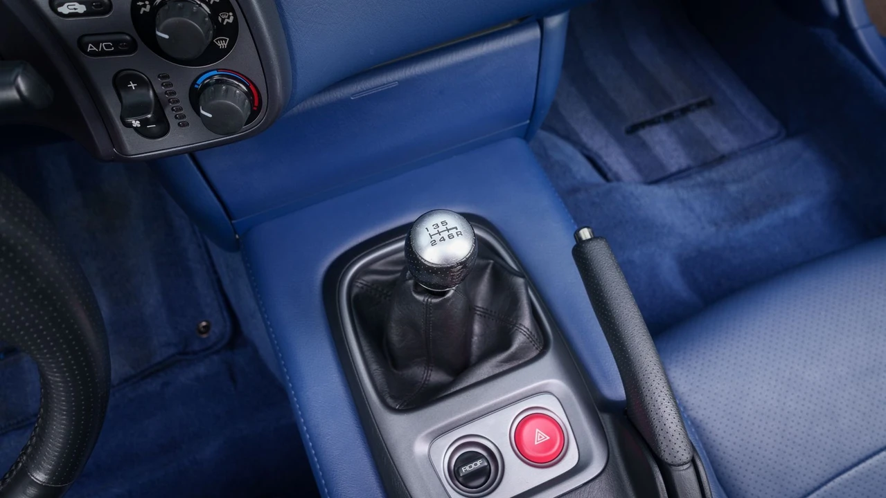 2002 Honda AP1 S2000 - Image 10 of 16