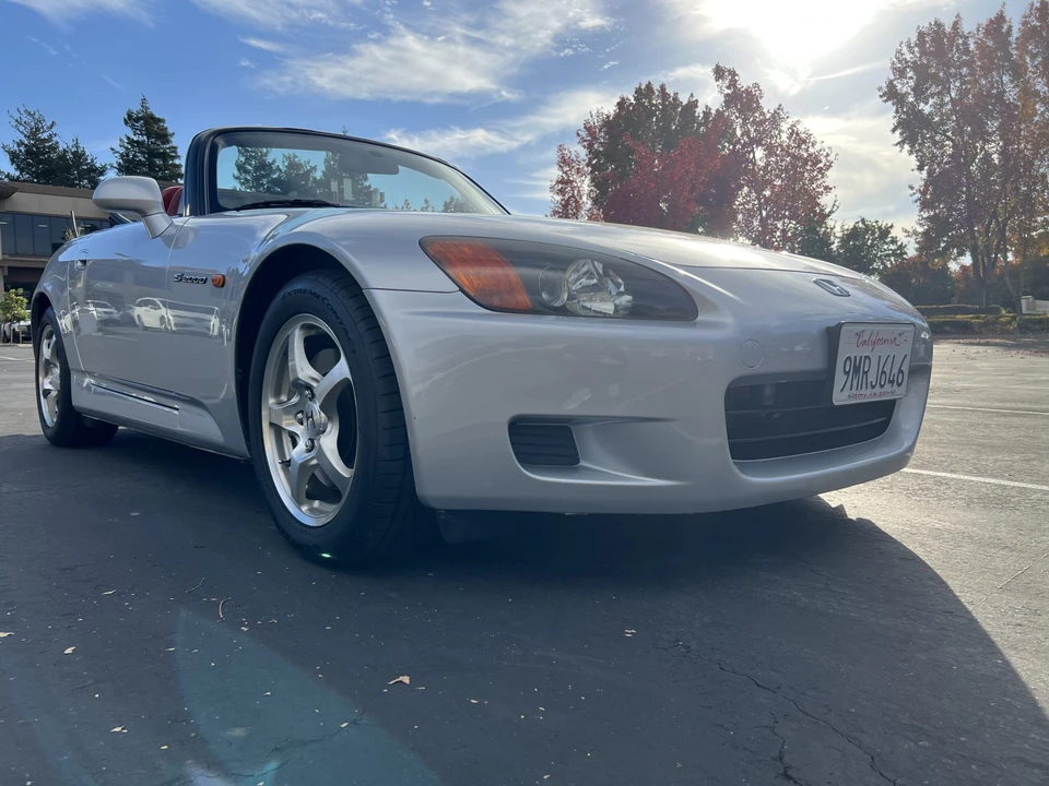 2002 Honda AP1 S2000 - Image 2 of 31