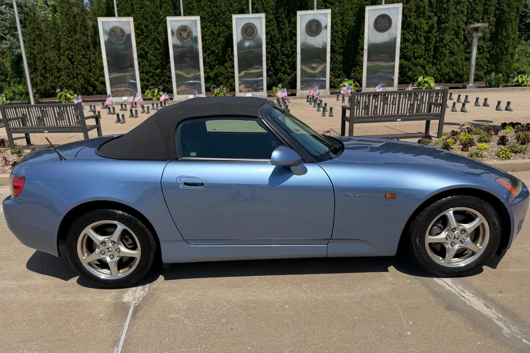 2002 Honda AP1 S2000 - Image 3 of 31