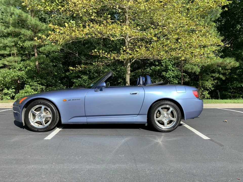2002 Honda AP1 S2000 - Image 2 of 31