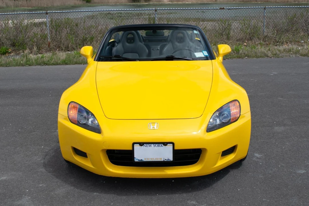 2002 Honda AP1 S2000 - Image 2 of 31