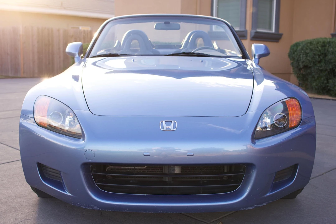 2002 Honda AP1 S2000 - Image 2 of 31