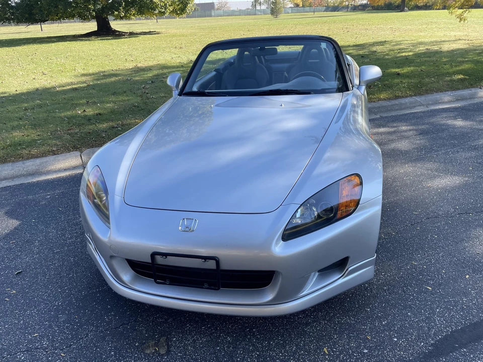 2002 Honda AP1 S2000 - Image 2 of 31