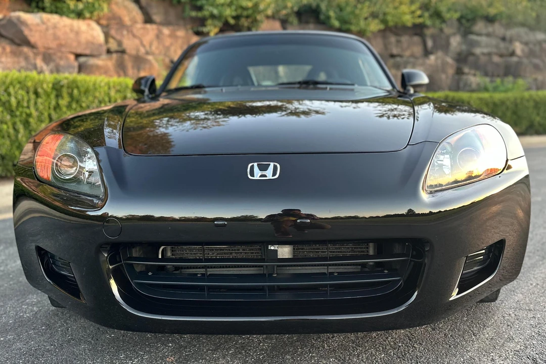 2002 Honda AP1 S2000 - Image 2 of 31