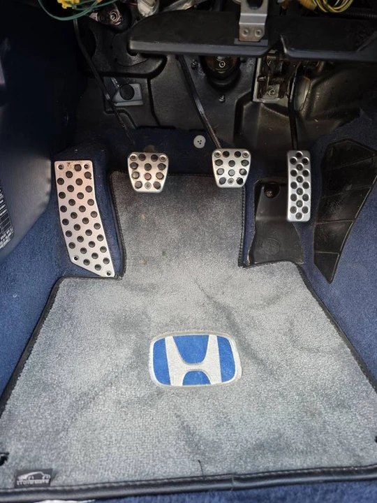 2002 Honda AP1 S2000 - Image 19 of 21