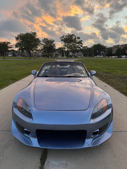 2002 Honda AP1 S2000 - Image 2 of 14
