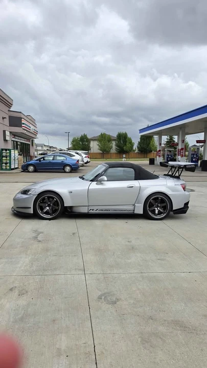 2002 Honda AP1 S2000 - Image 2 of 6