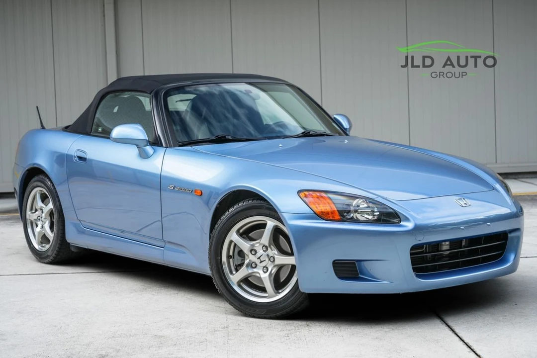 2002 Honda AP1 S2000 - Image 2 of 21