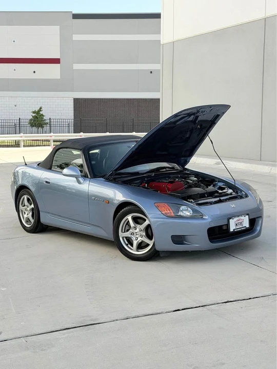 2002 Honda AP1 S2000 - Image 2 of 15