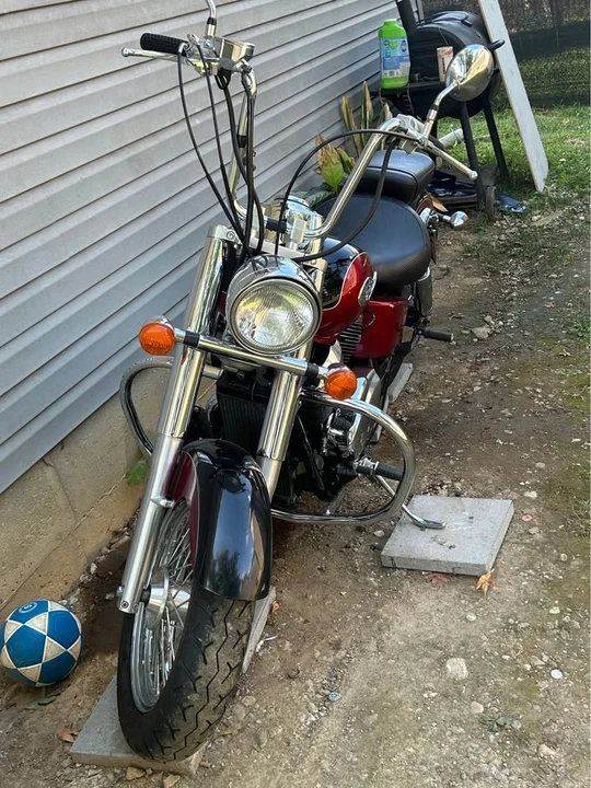 2002 Honda Motorcycles - Image 2 of 8