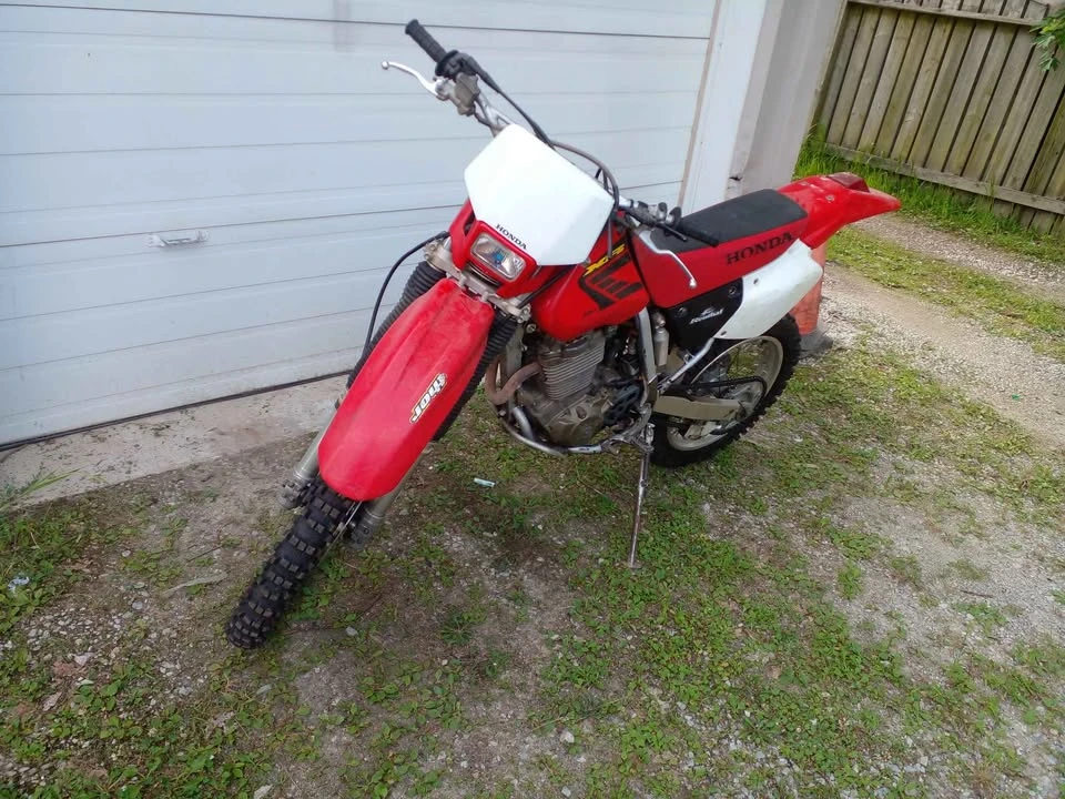 2002 Honda XR - Image 3 of 4