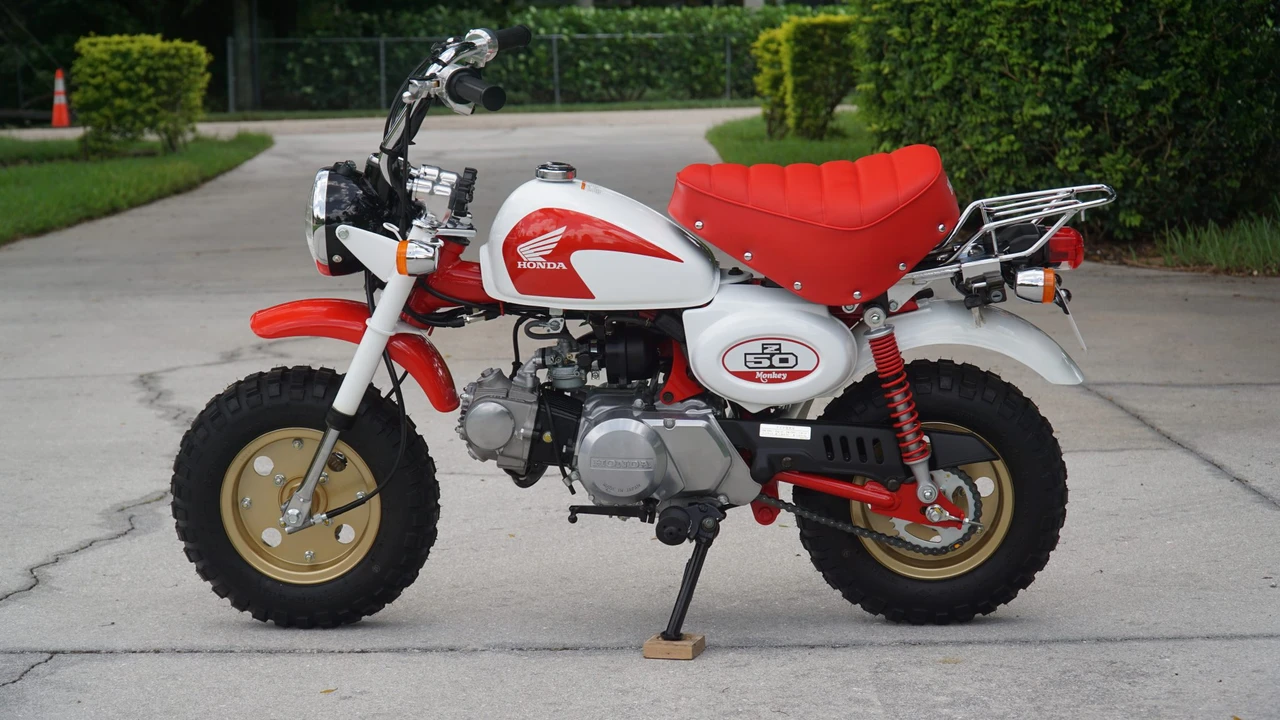 2002 Honda Motorcycles - Image 11 of 31