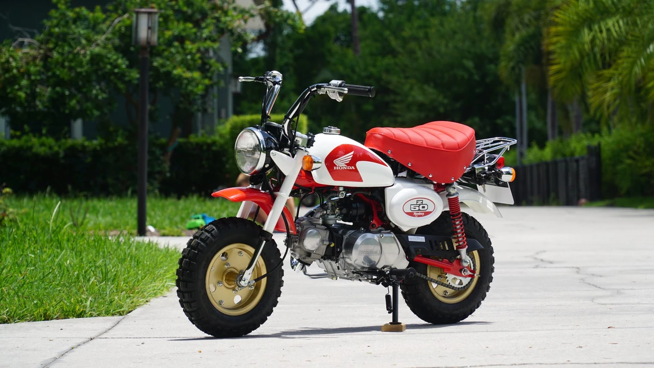 2002 Honda Motorcycles - Image 5 of 31