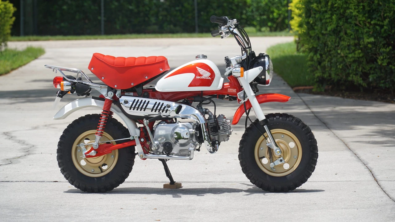 2002 Honda Motorcycles - Image 24 of 31