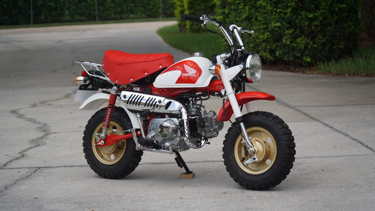 2002 Honda Motorcycles - Image 26 of 31