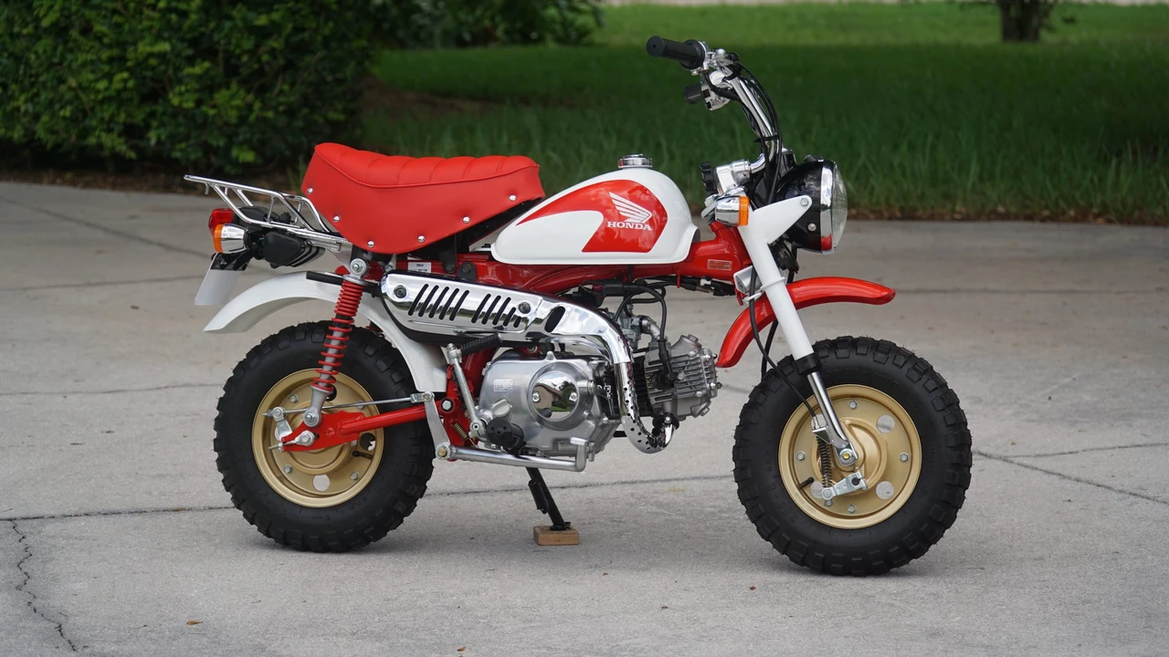 2002 Honda Motorcycles - Image 25 of 31