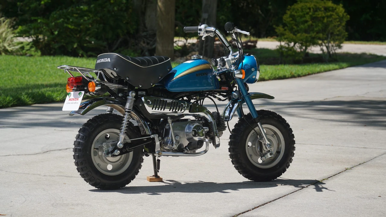 2002 Honda Motorcycles - Image 14 of 31