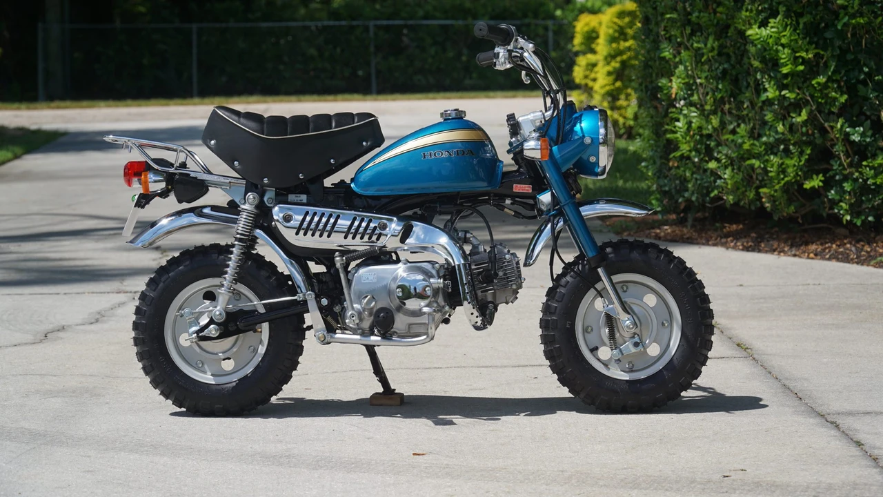 2002 Honda Motorcycles - Image 16 of 31