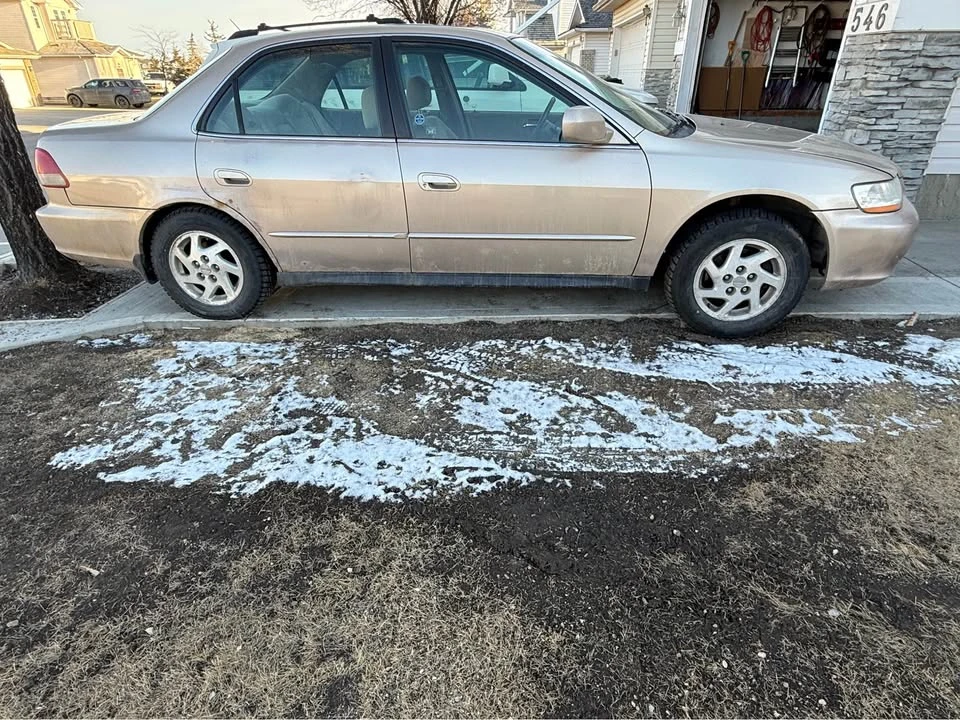 2002 Honda Accord 6th Gen - Image 3 of 6