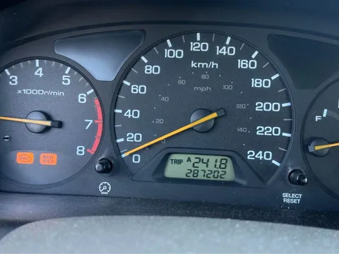 2002 Honda Accord 6th Gen - Image 4 of 6