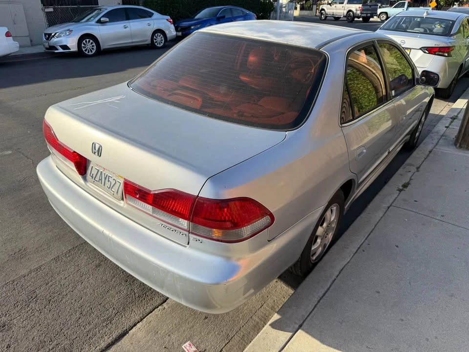 2002 Honda Accord 6th Gen - Image 2 of 4