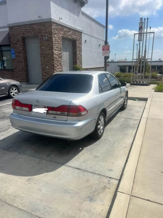 2002 Honda Accord 6th Gen - Image 2 of 3