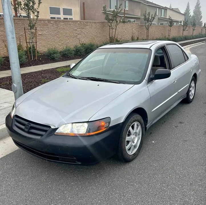 2002 Honda Accord 6th Gen - Image 1 of 7