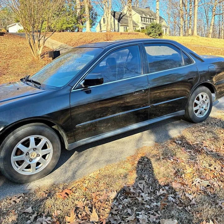 2002 Honda Accord 6th Gen - Image 1 of 7