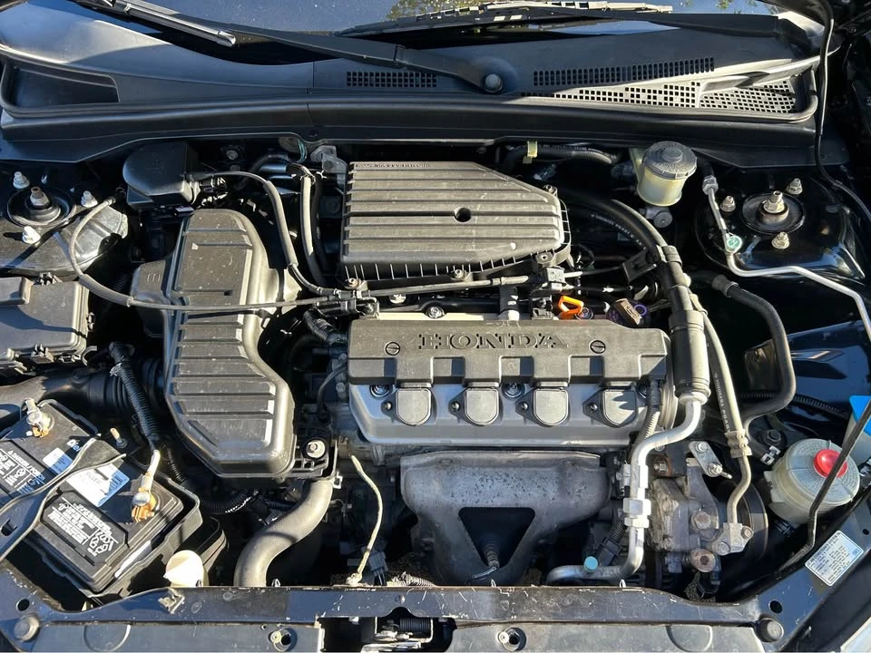 2002 Honda Civic 7th Gen - Image 9 of 13