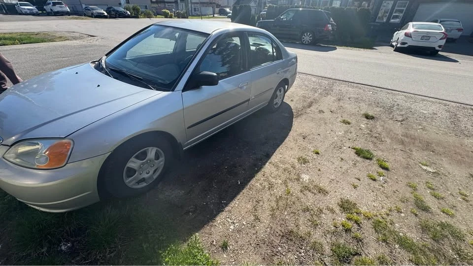 2002 Honda Civic 7th Gen - Image 2 of 5