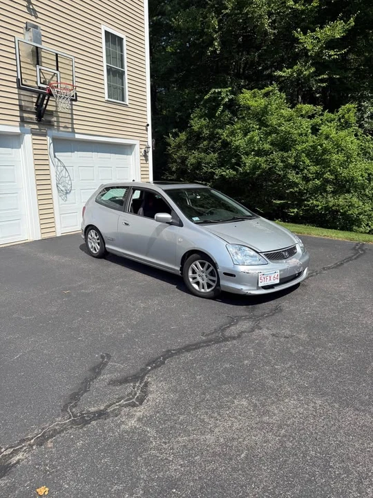2002 Honda Civic 7th Gen - Image 2 of 8