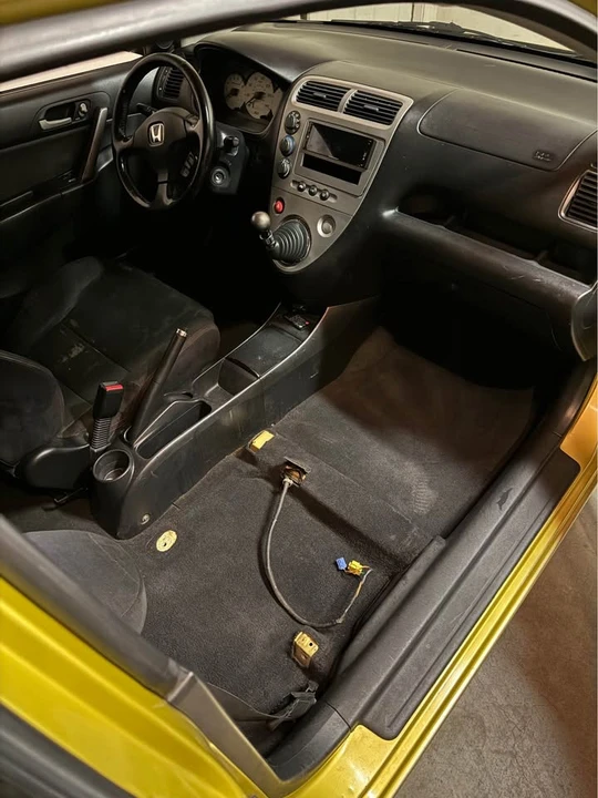 2002 Honda Civic 7th Gen - Image 2 of 6