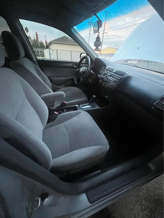 2002 Honda Civic 7th Gen - Image 8 of 12