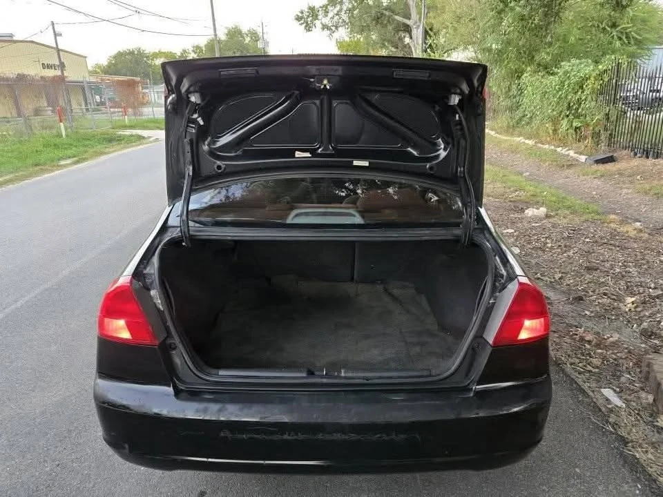 2002 Honda Civic 7th Gen - Image 3 of 7