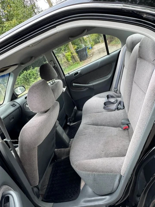 2002 Honda Civic 7th Gen - Image 10 of 12