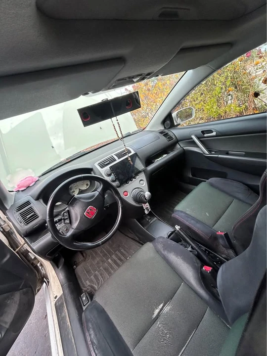 2002 Honda Civic 7th Gen - Image 7 of 9