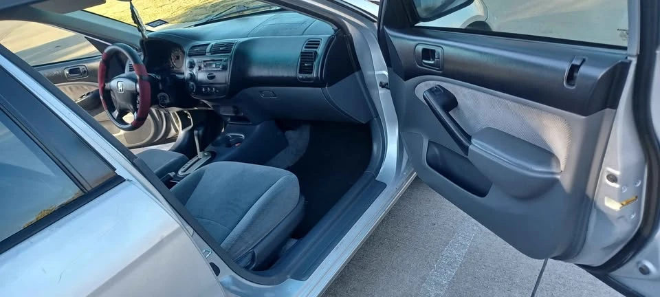 2002 Honda Civic 7th Gen - Image 10 of 12