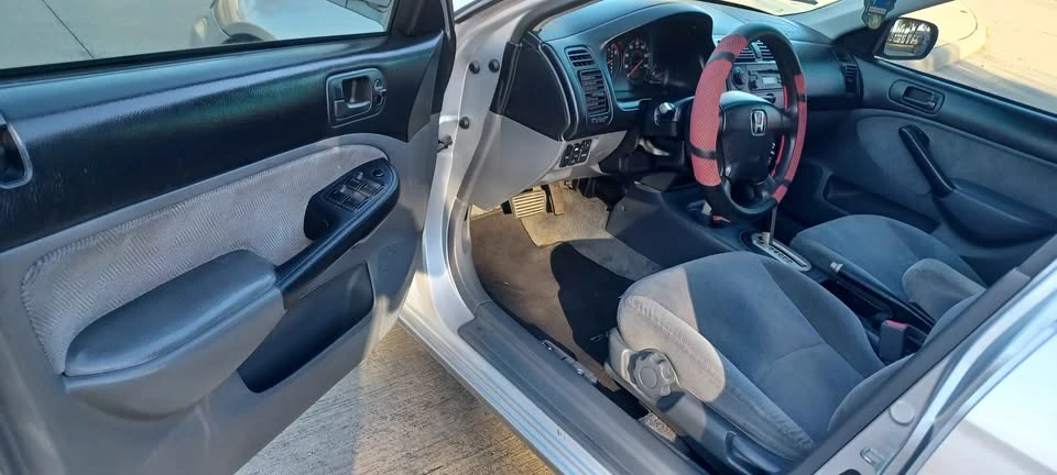 2002 Honda Civic 7th Gen - Image 6 of 12