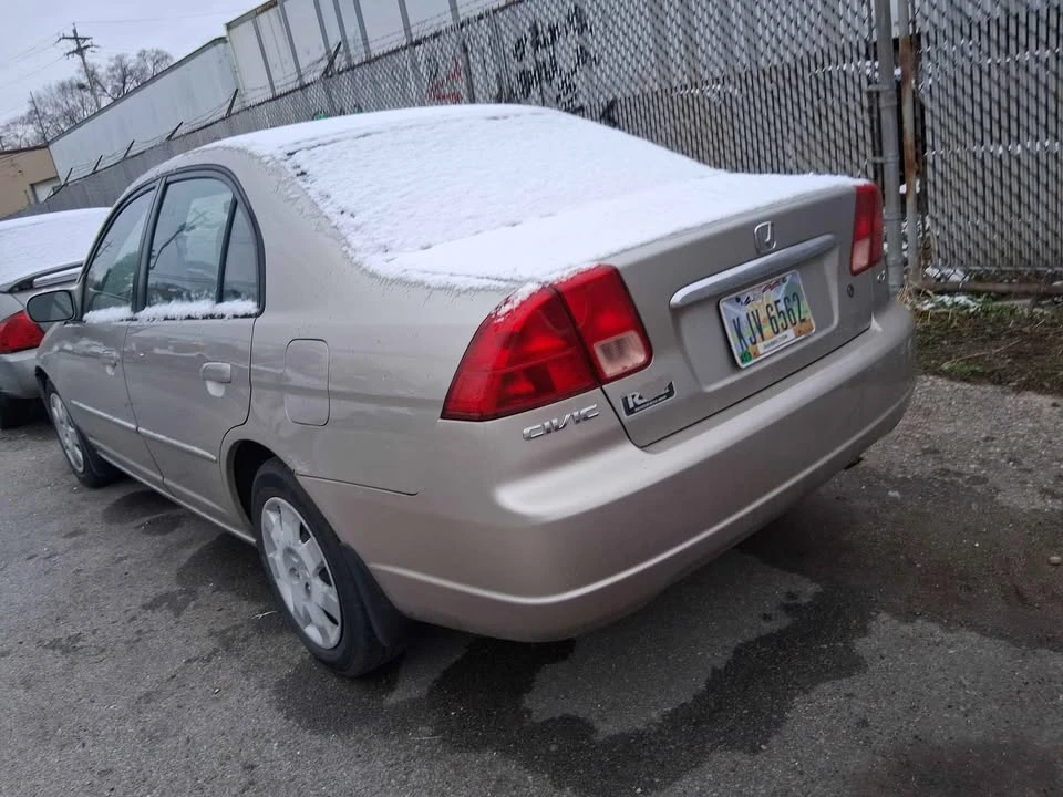 2002 Honda Civic 7th Gen - Image 11 of 12