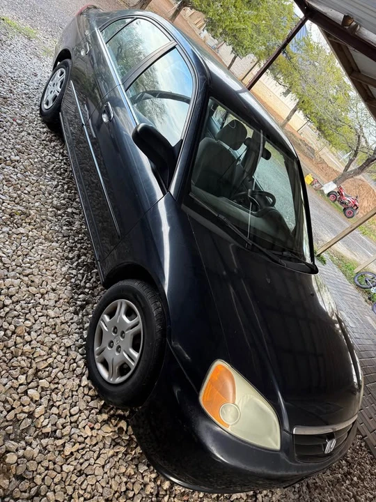 2002 Honda Civic 7th Gen - Image 3 of 7