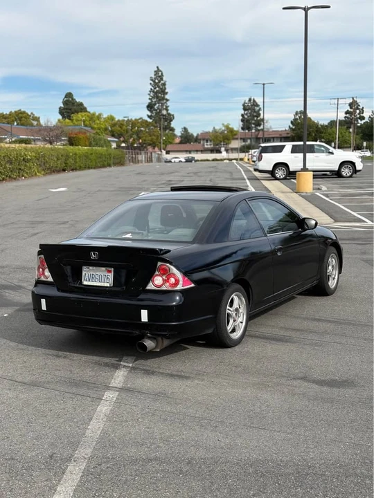 2002 Honda Civic 7th Gen - Image 3 of 8