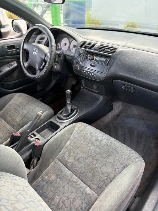2002 Honda Civic 7th Gen - Image 6 of 8