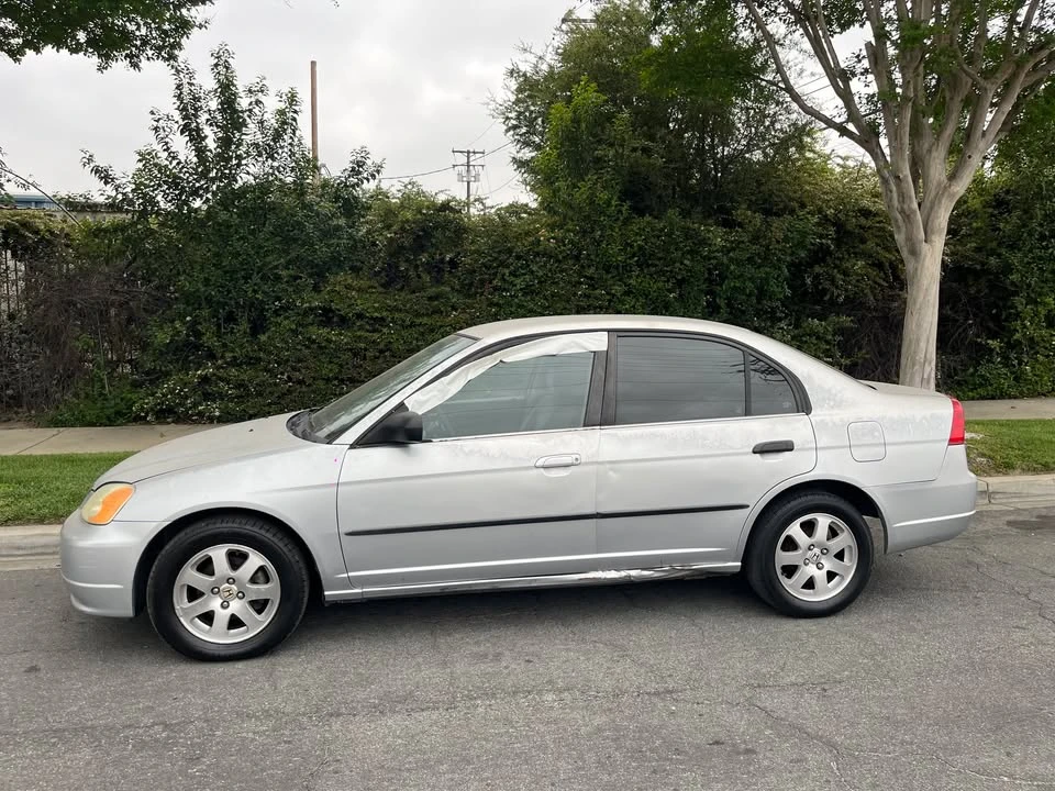 2002 Honda Civic 7th Gen - Image 3 of 7